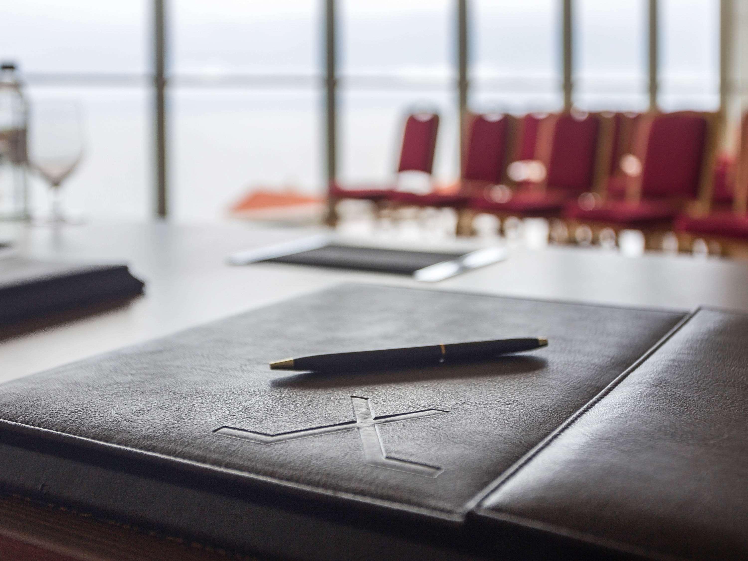 Rixos Premium Dubrovnik Hotel Luaran gambar The table of the Prime Minister
