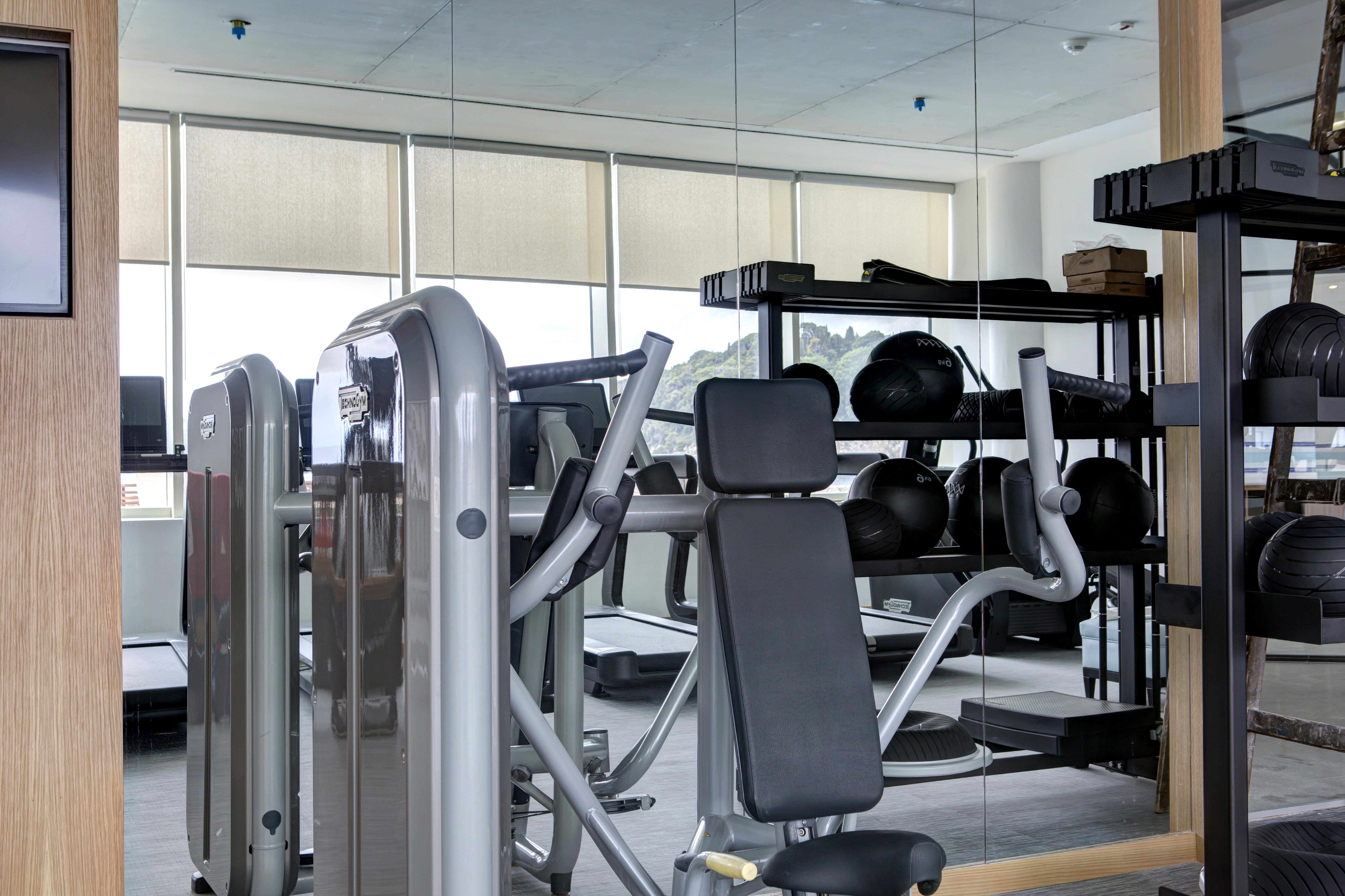 Rixos Premium Dubrovnik Hotel Luaran gambar A gym in a hotel