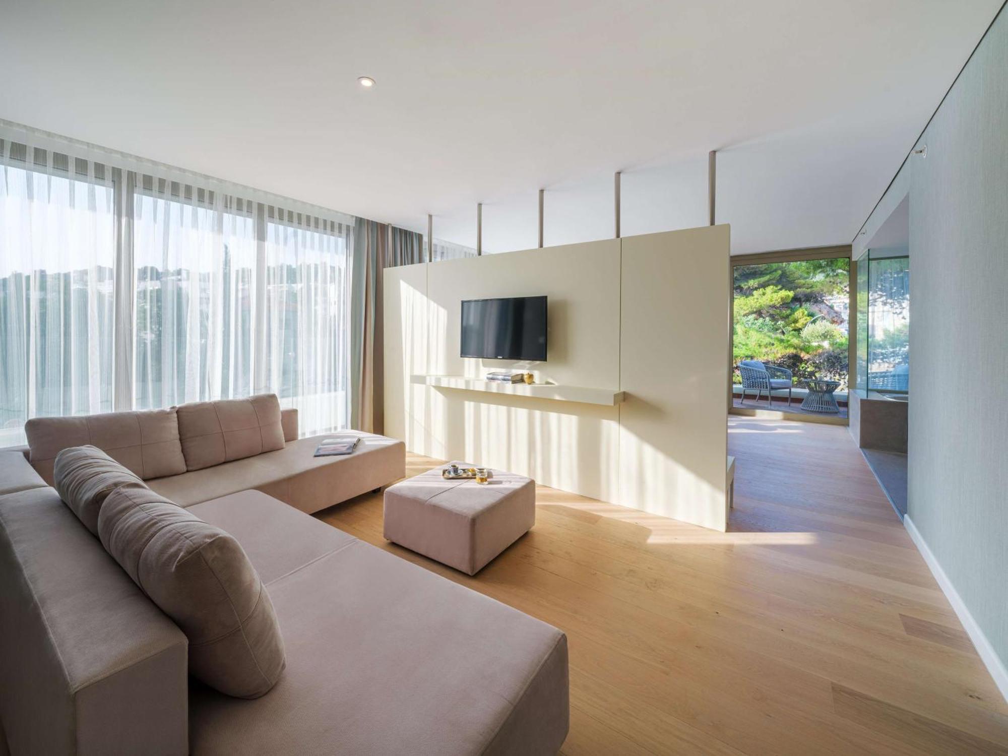 Rixos Premium Dubrovnik Hotel Luaran gambar Interior of a suite