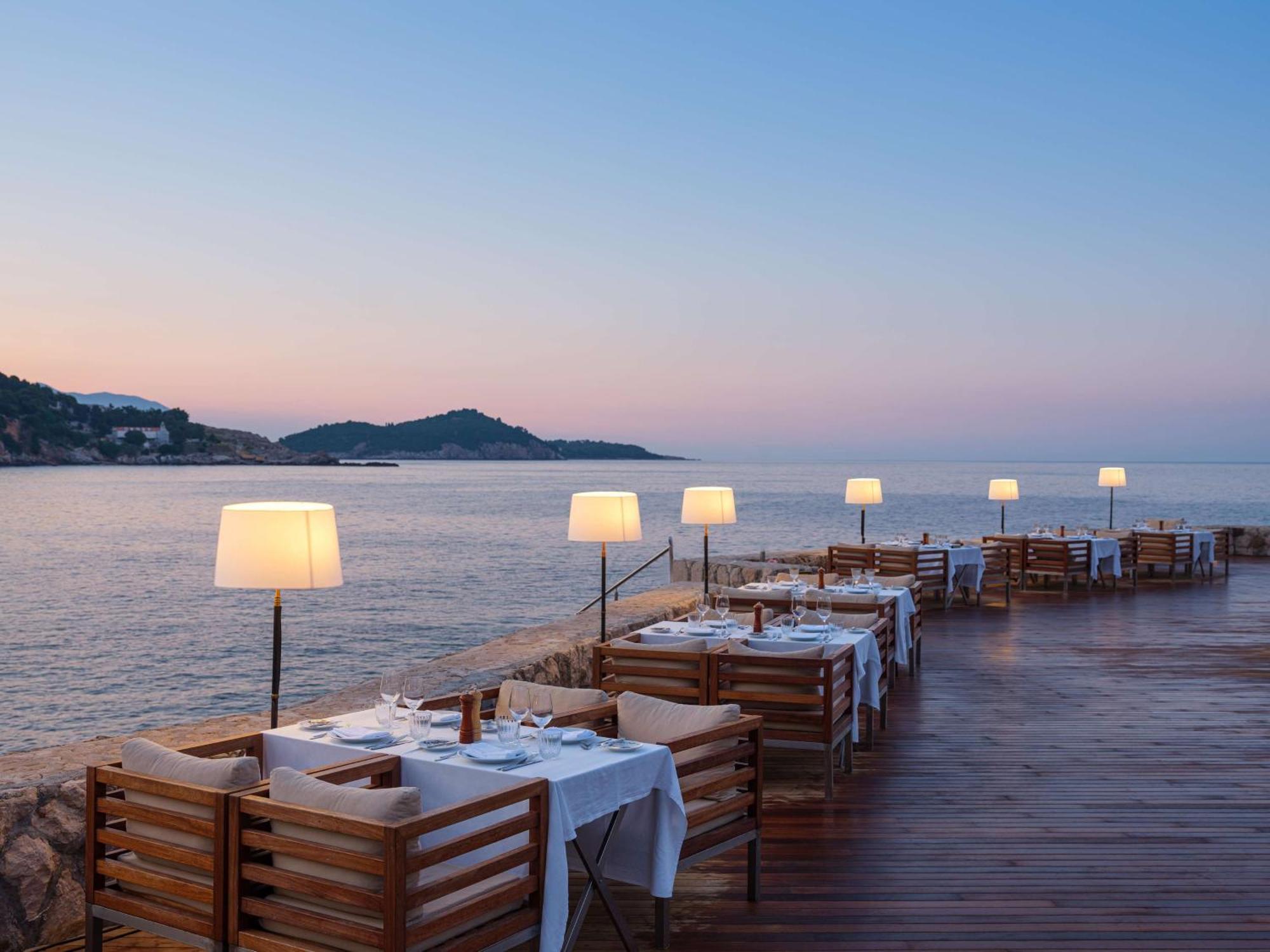 Rixos Premium Dubrovnik Hotel Luaran gambar The restaurant at the Mandarin Oriental, S. Stefano